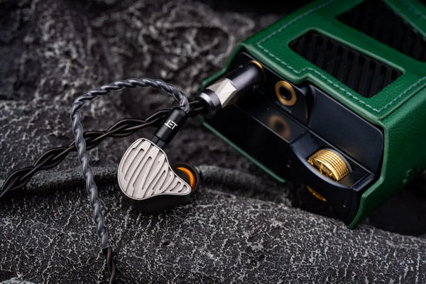 CP622B Ti Limited Edition