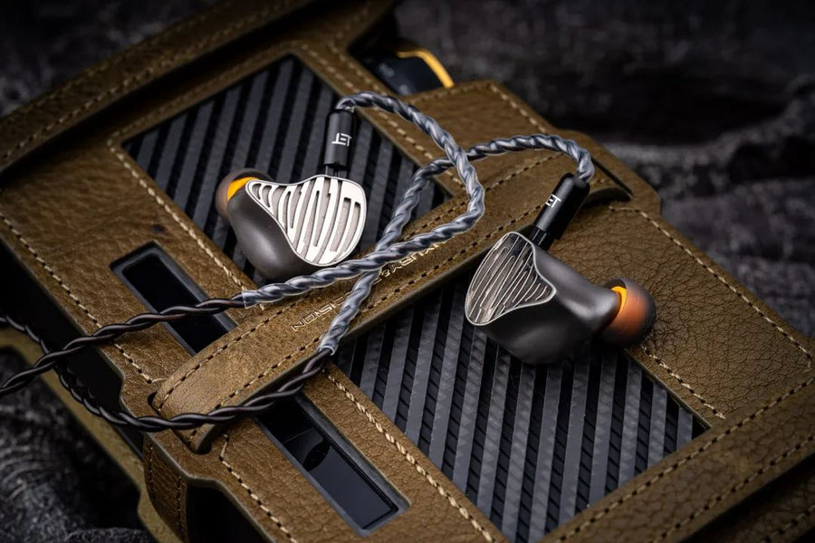 CP622B Ti Limited Edition