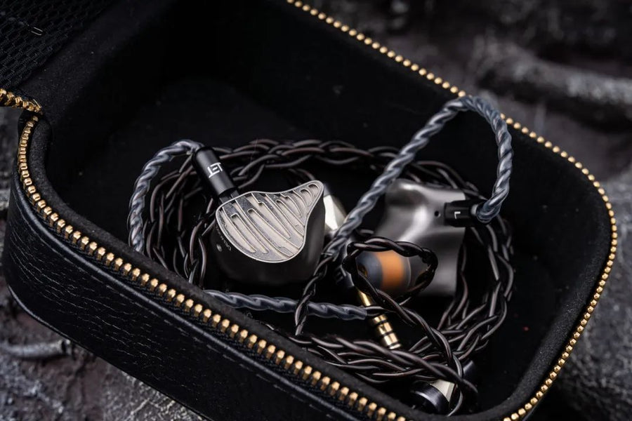 CP622B Ti Limited Edition