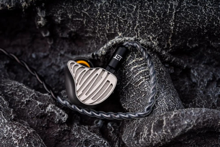 CP622B Ti Limited Edition